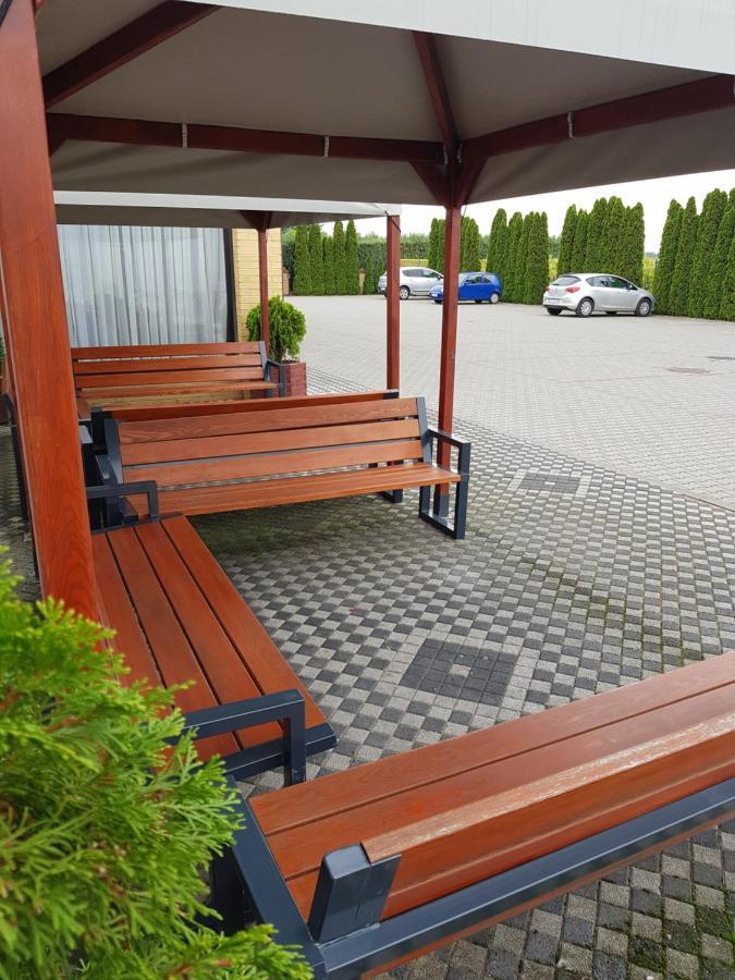 Motel Duet Granowo ภายนอก รูปภาพ