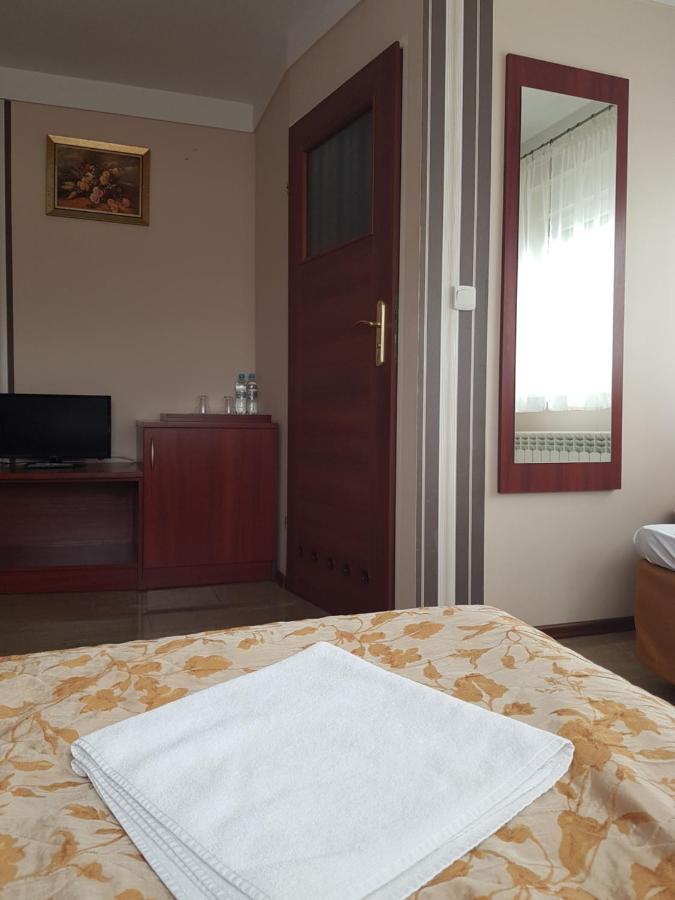 Motel Duet Granowo ภายนอก รูปภาพ